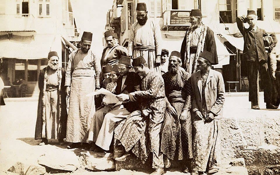 Μνημία και Σημεία